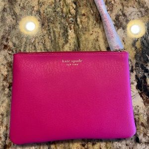 Kate Spade wristlet NWT! 💗